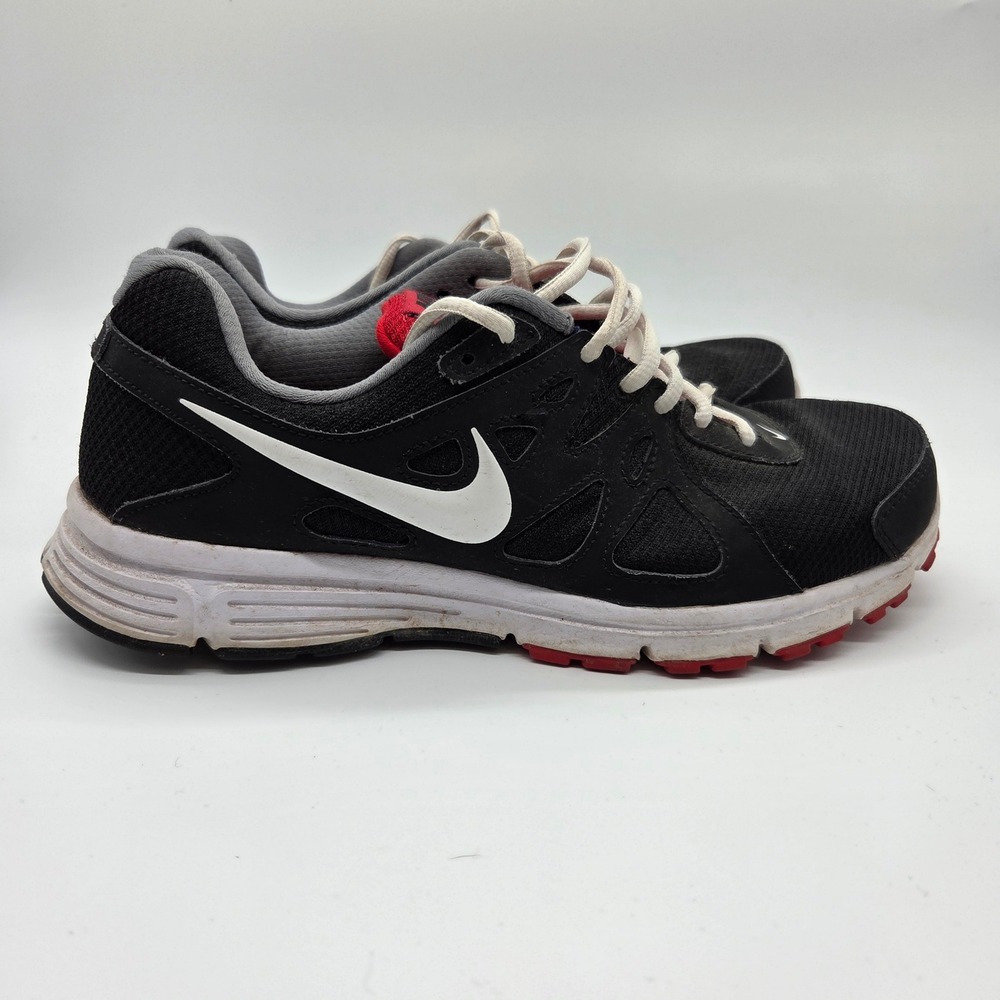 Nike Revolution 2 Running Shoes Mens 9 Black Red 573751-016 Athletic Sneakers